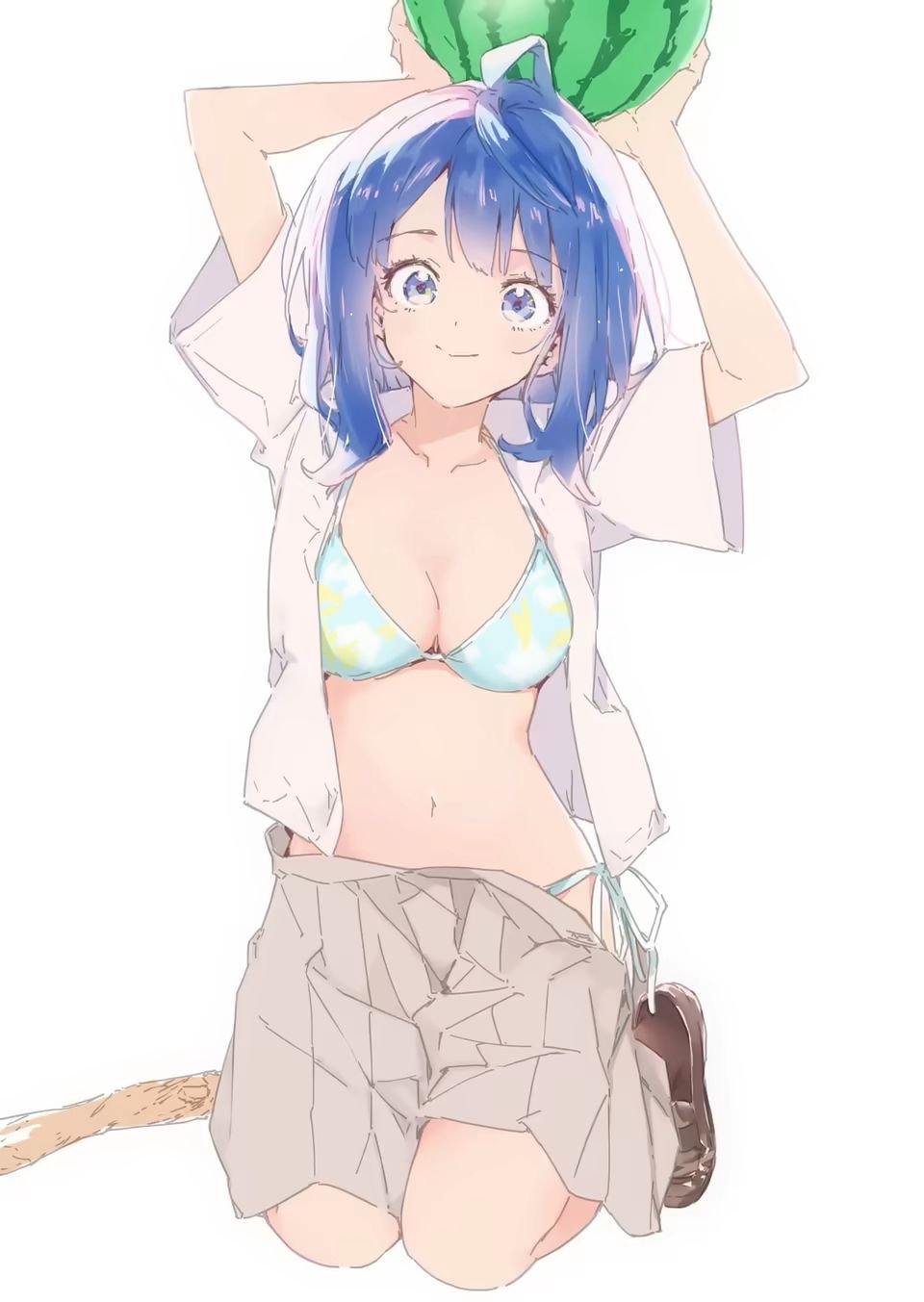 八见奈泳装